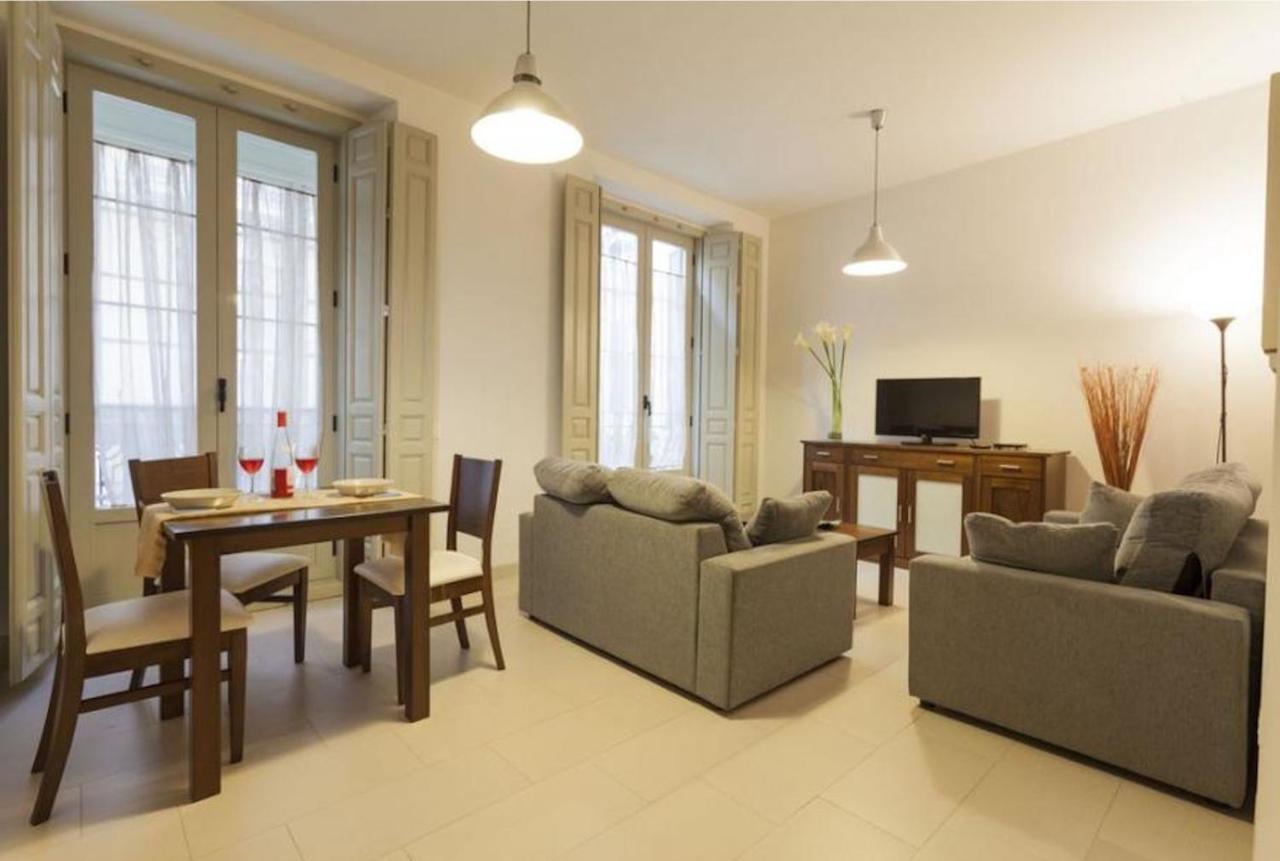 מאלגה Apartamentos Gibralfaro Centro מראה חיצוני תמונה